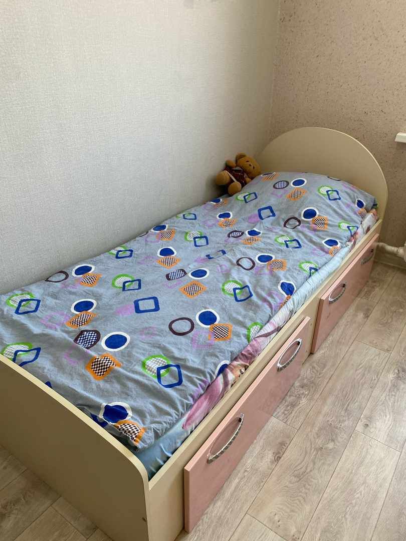 Детский кровать и мебель