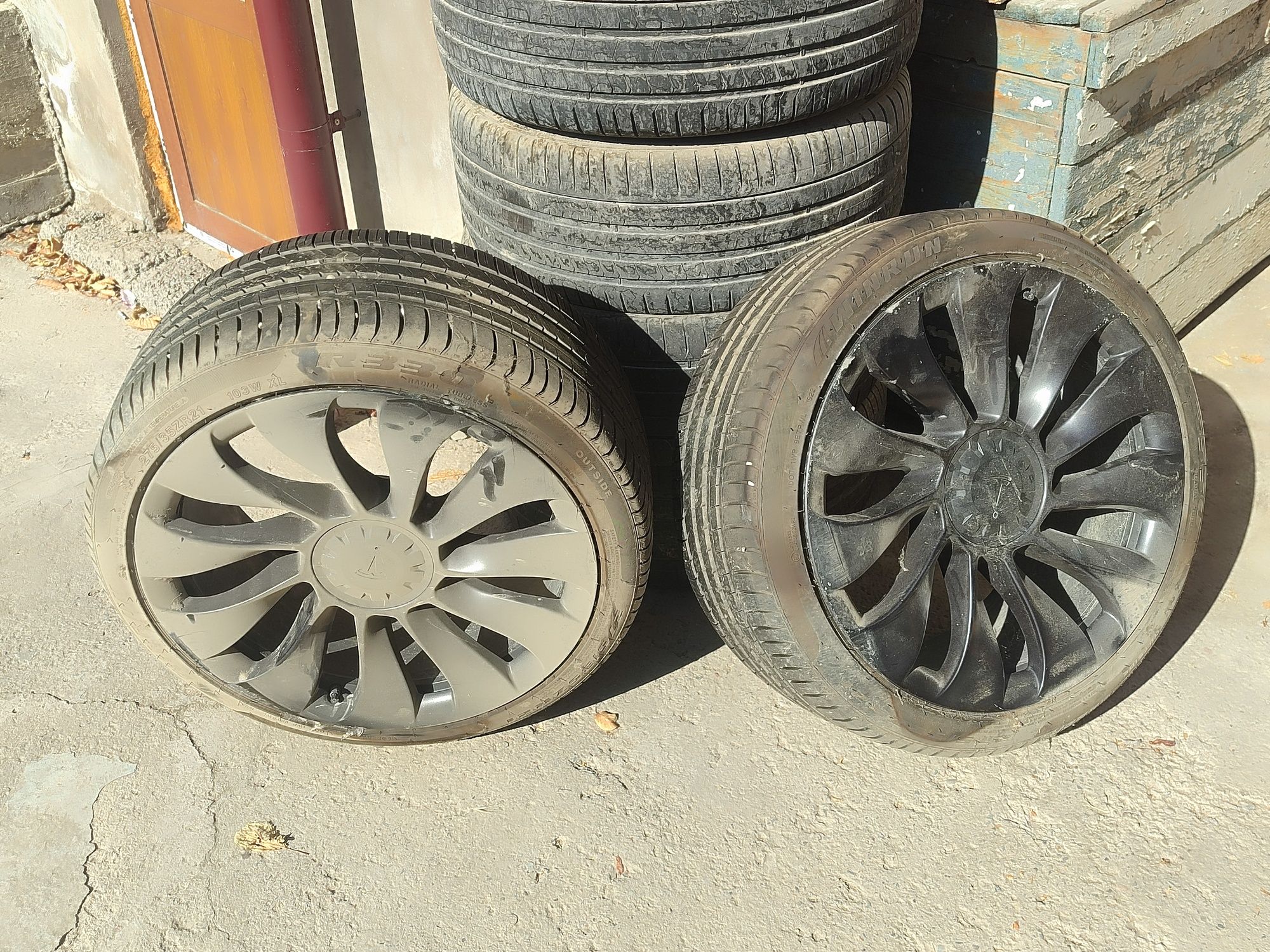 Diska balon tesla model Y 21 r 275 / 35
