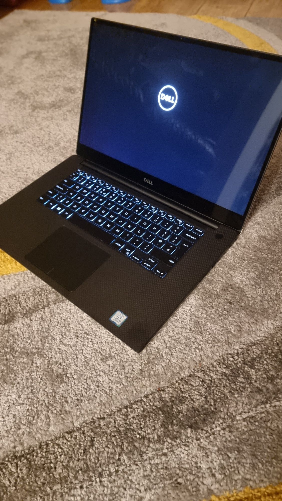 Dell xps 7590 i9