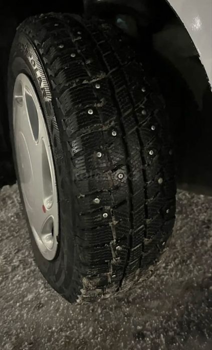 Зимние шины щипы 14 размер дискамен 1 сезон ғана жүрілген нексия