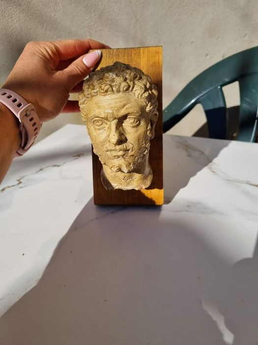 Икони и разни предмети за барбекю