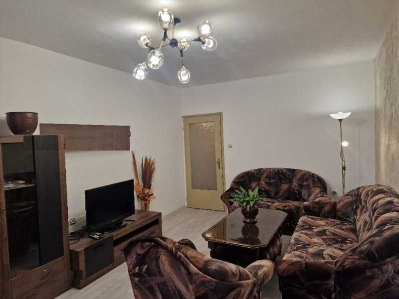 Продава се Двустаен апартамент в Пловдив, Кършияка - 68 кв.м за 1765 €/кв.м - Снимка #2