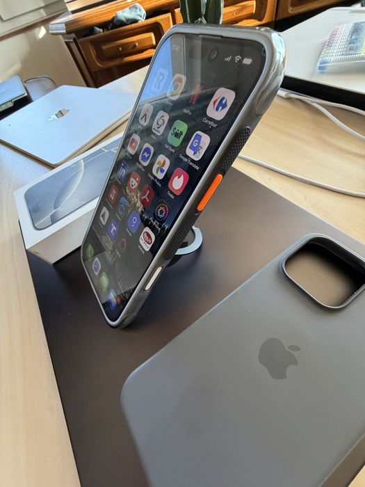 Vand iphone 16 pro max Garantie
