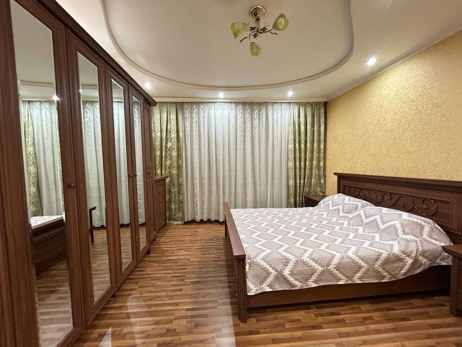 Квартира метро Шахристанская 5/5/5 124 кв.м