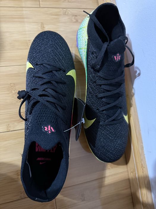 Ghete Fotbal Nike Mercurial Vini Fly