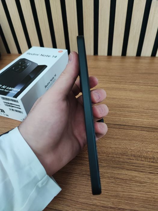 Vând Xiaomi redmi note 14
