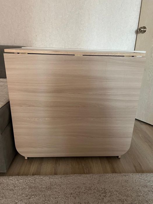 Продам стол-тумбу, в отличном состоянии