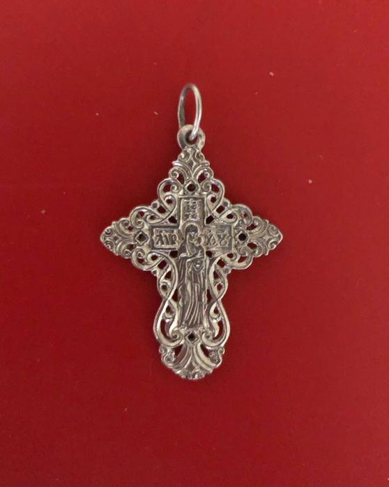 Крестик из серебра 925 пробы с камнями