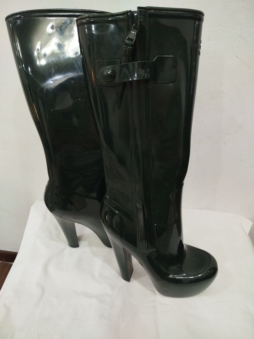 Louis Vuitton. Italia. Оригинал жен сапоги.