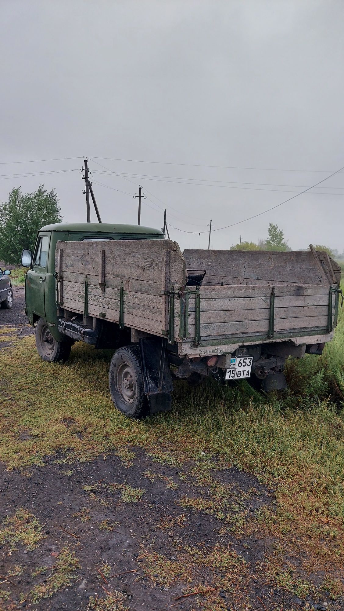 Продам УАЗ 3303 требует ремонта