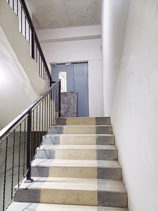 Продаётся квартира на Яккасарайском районе  ж/к Askiya city 1/5/12