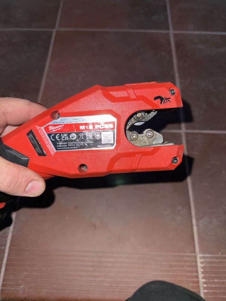 Ferastrau tevi Milwaukee m 12 PCSS