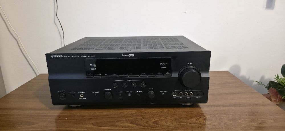 Amplificayor Yamaha RX V663 Receiver 7.2 95W RMS