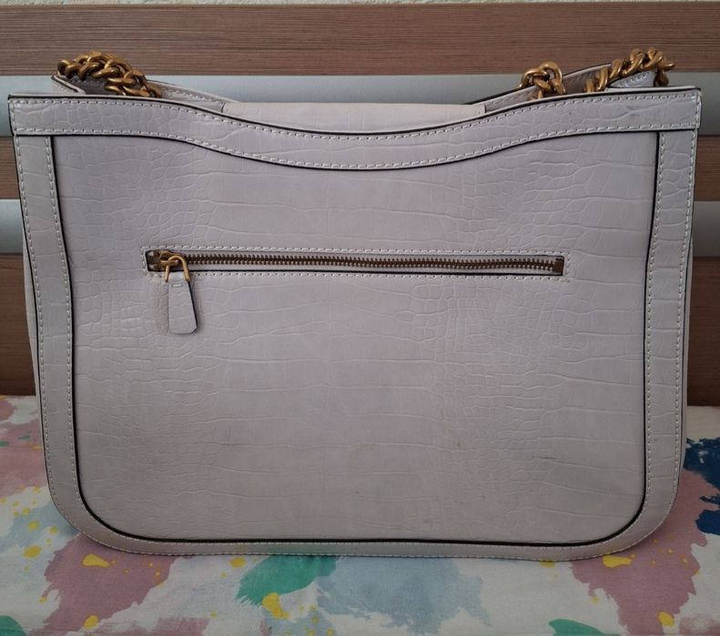 GUESS дамска чанта нова