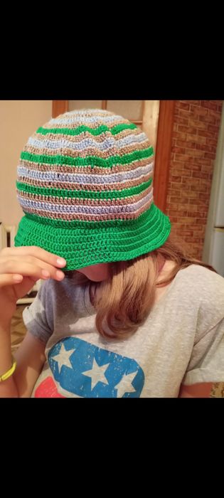 Вяжу женские береты на заказ