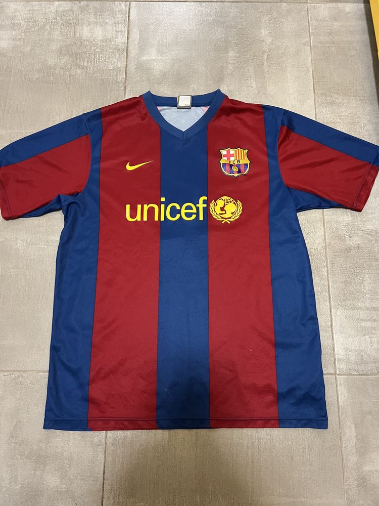 Vând tricou Nike Barcelona
