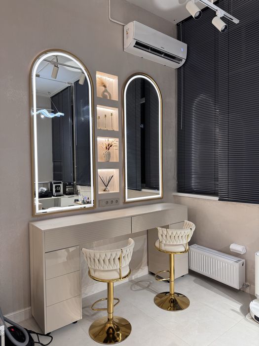 Сдается кабинет и столик визажиста в салоне красоты