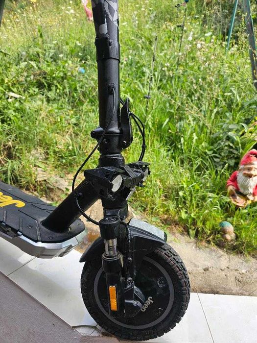 Trotineta electrica jeep