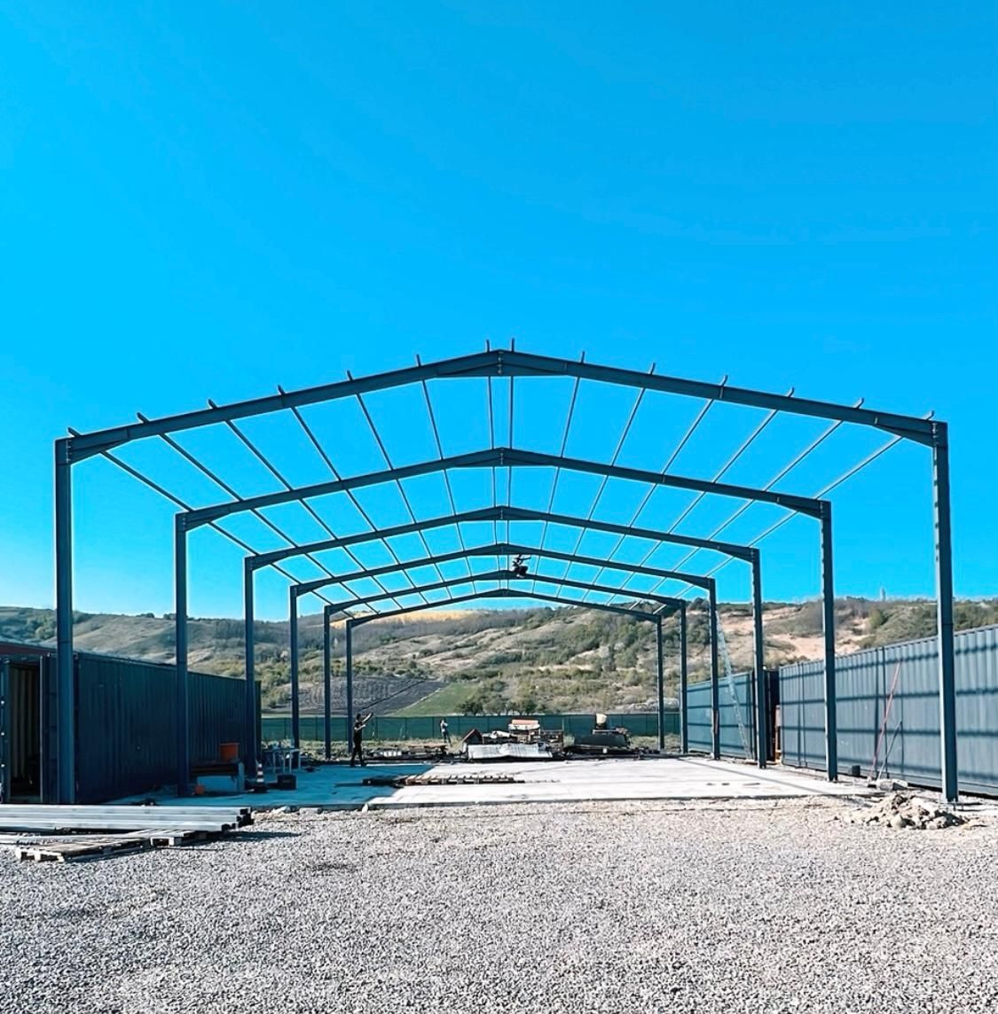Vând hala metalica 10x15