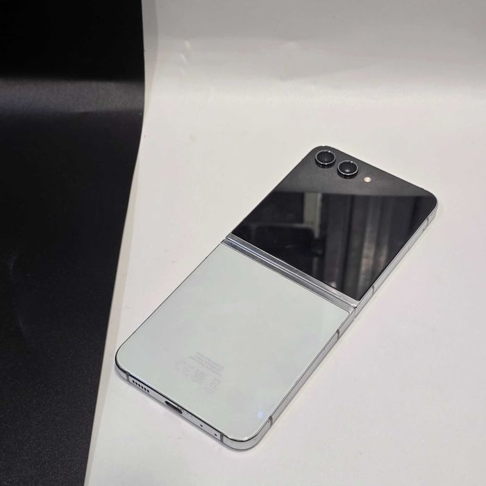 HOPE AMANET P8 Samsung Z Flip 5 512 Gb 8 Gb Ram