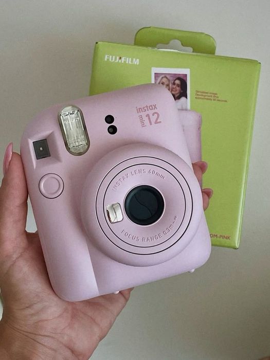 Фотоаппарат Instax mini 12 гарантия 1 год, идеальное состояние