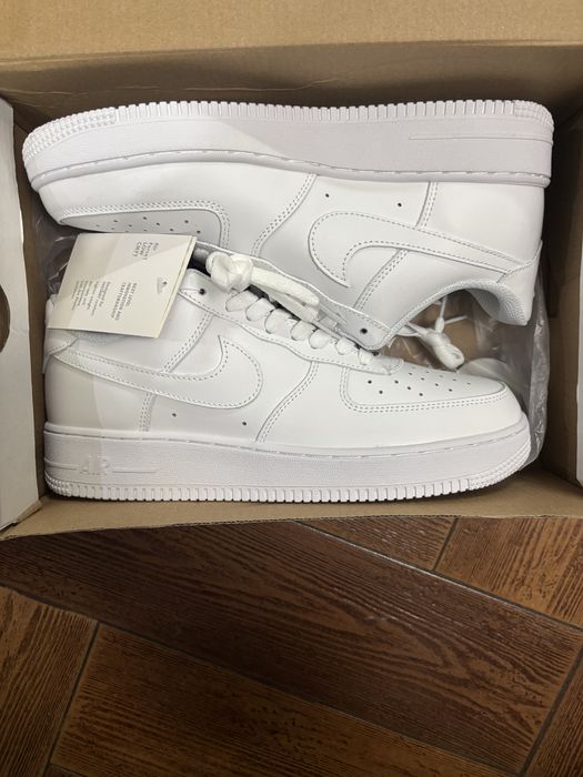 продам найк air force 1 42 размера