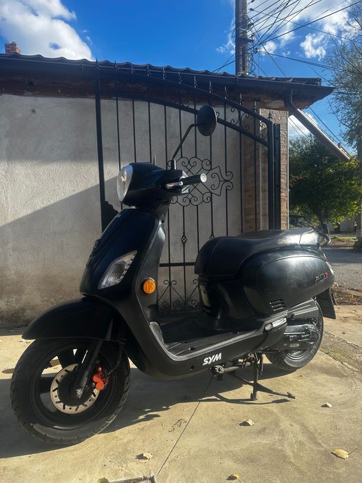 Скутер Sym Fiddle 3