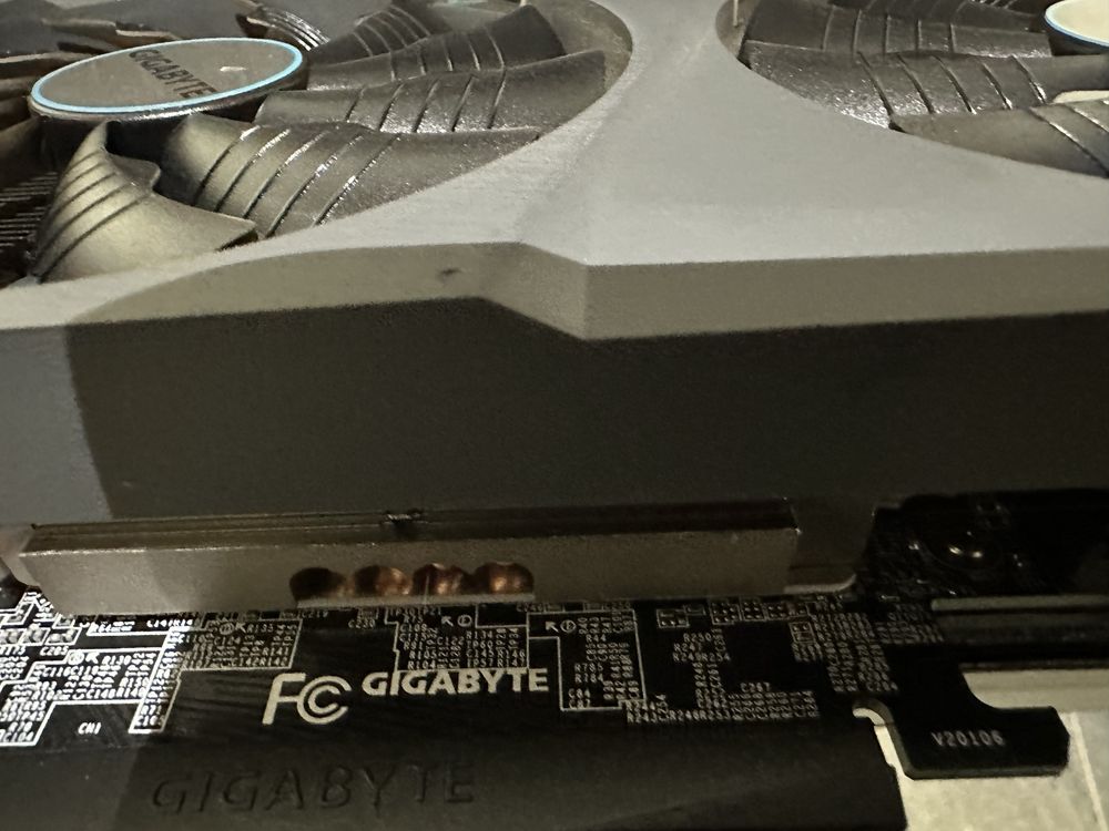 Gigabyte GeForce RTX 3060 Ti Eagle 8G – Почти нова, отлично състояние