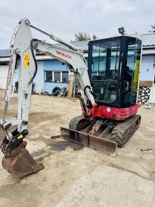 Miniexcavator Takeuchi TB 23r