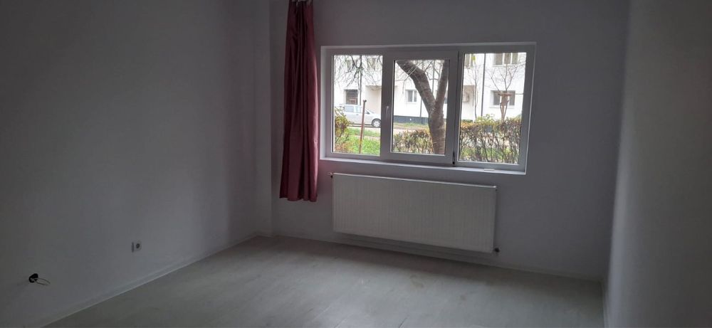 Vand apartament 2 camere