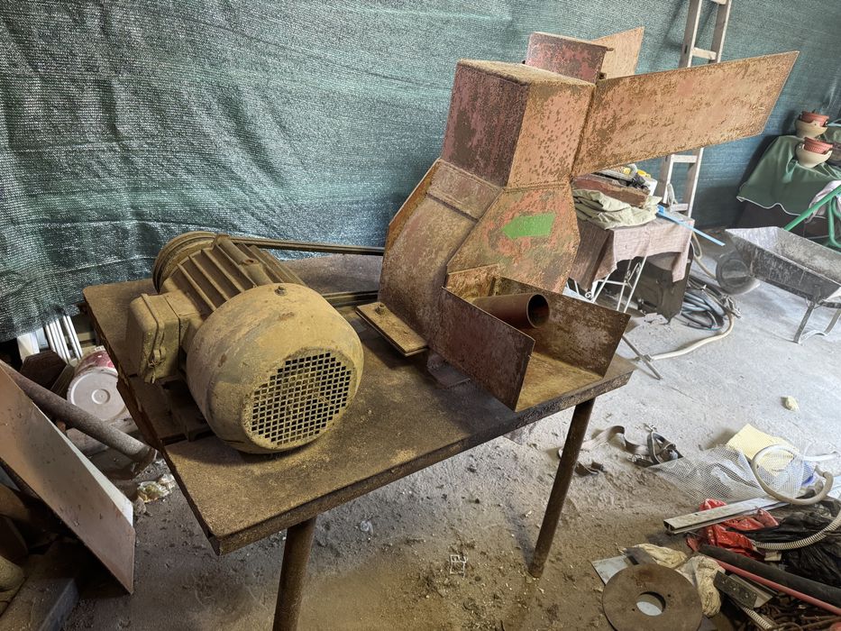 Фуражомелка с нож за селажи