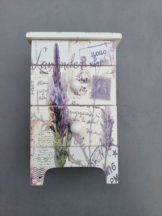 Cutiuță de bijuterii