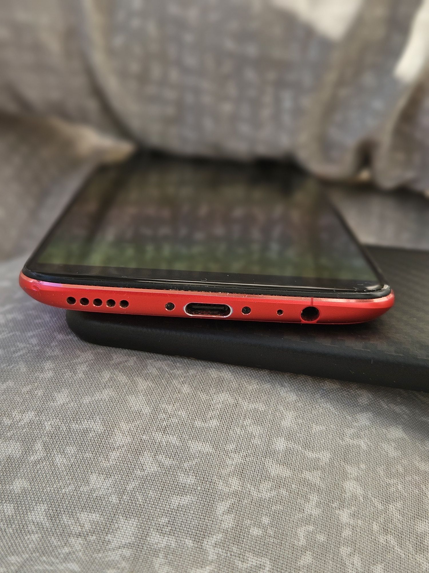 Смартфон OnePlus 5T, Dual Sim, 8GB RAM, 128GB, LTE, 4G, Lava Red