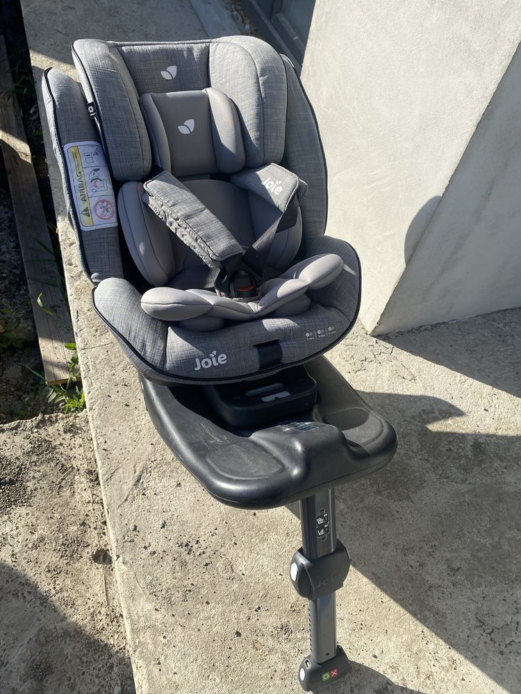 Scaun auto joie cu isofix