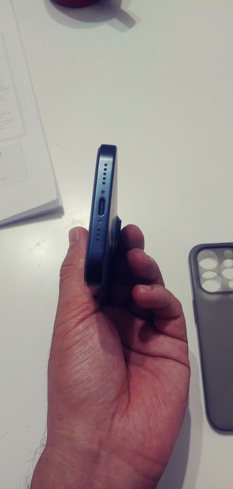 Iphone 15 Pro original 256