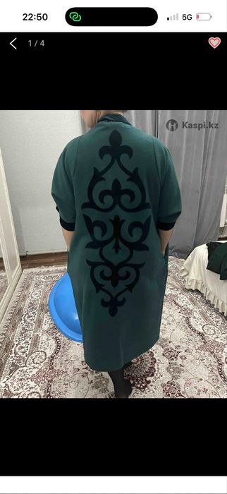 Продам жилетку от Гани Кубиева