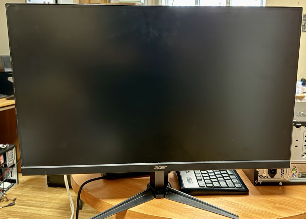 Мониторы разных моделей (читать описание)