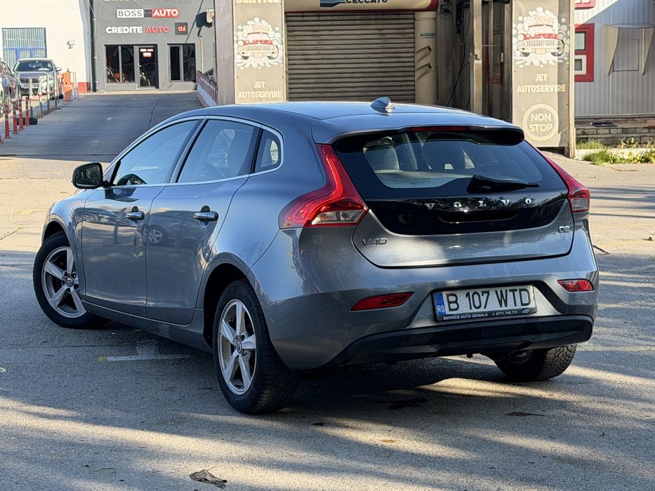 Volvo V40 - 2.0d 120Cp - impecabil, unic proprietar, km reali