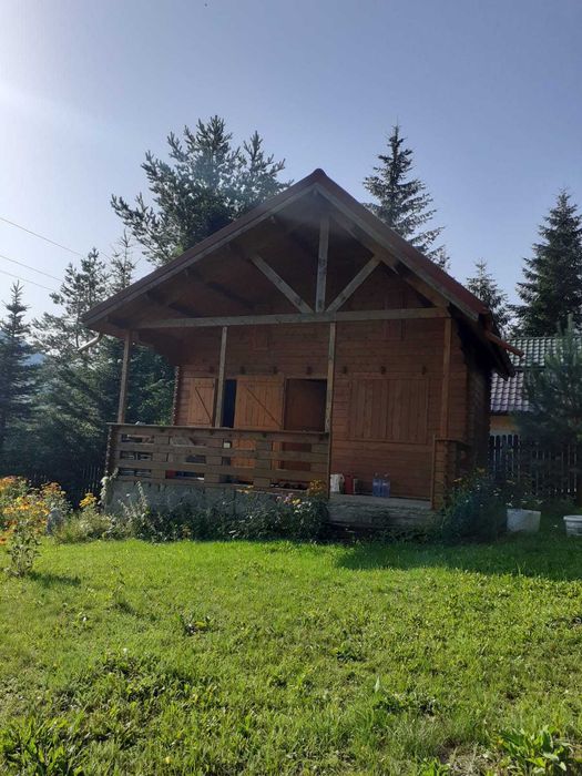 Vand cabana in statiunea Cheia