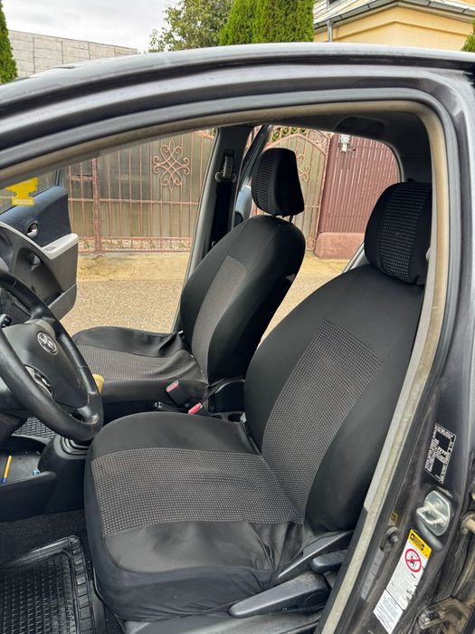 De vanzare toyota yaris