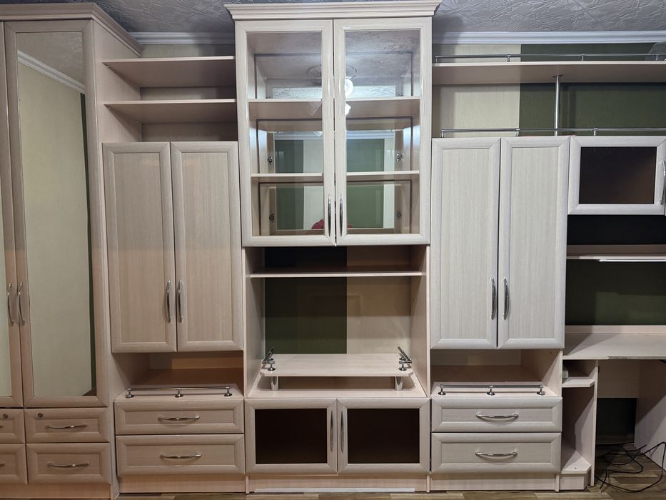 Стенная гарнитура