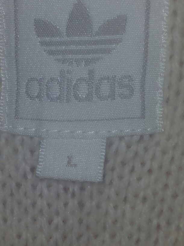 Плетена жилетка на Adidas