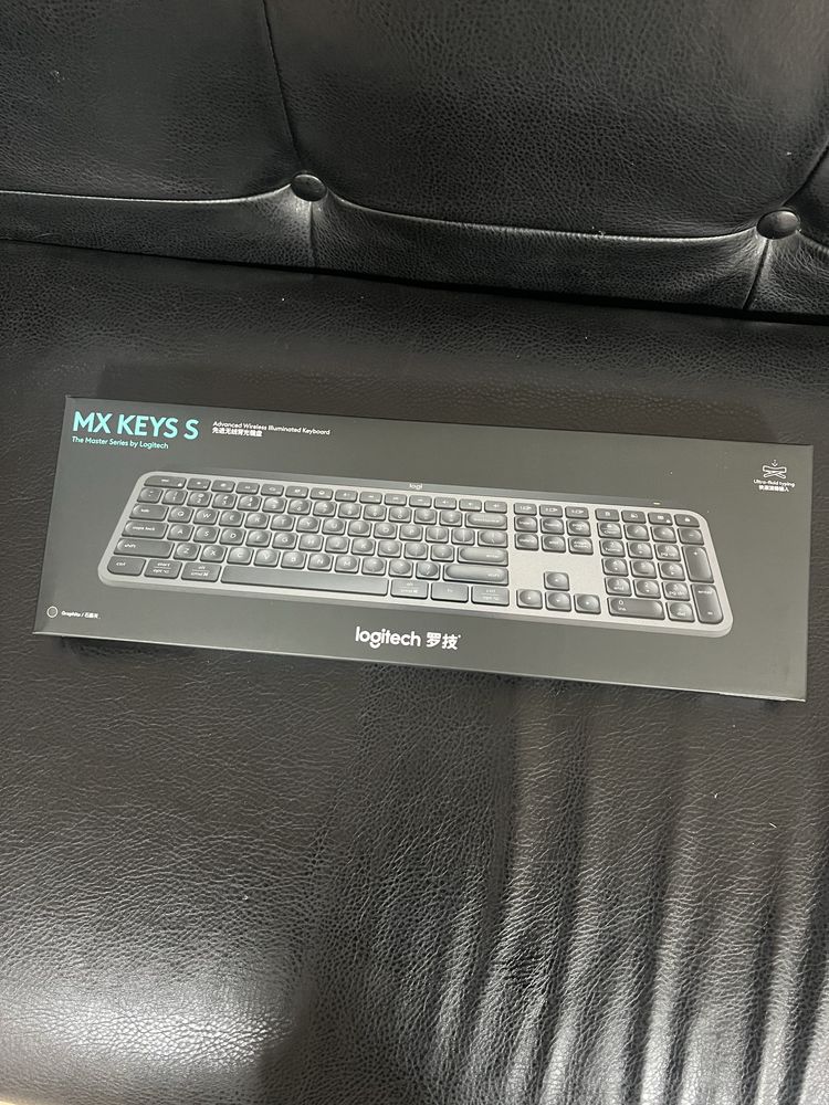 Logitech mx keys s