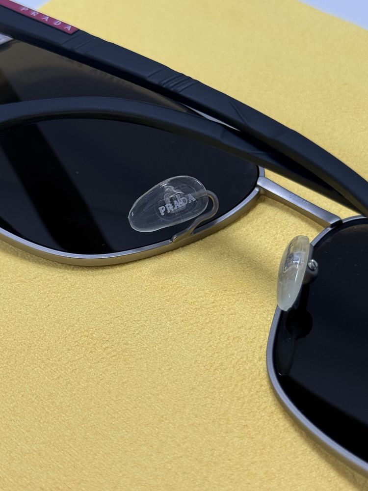 Солнцезащитные очки от PRADA (polarized)
