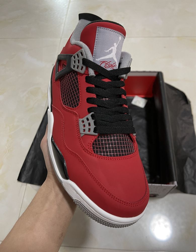 Air Jordan 4 Retro Toro Bravo