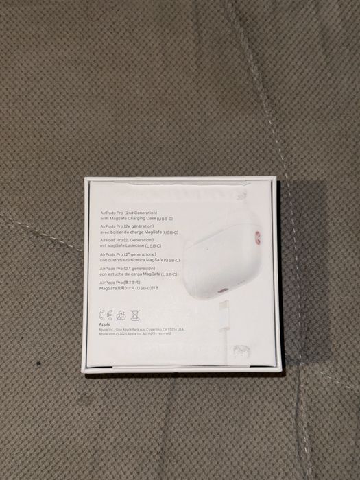 AirPods Pro 2nd Gen Magsafe