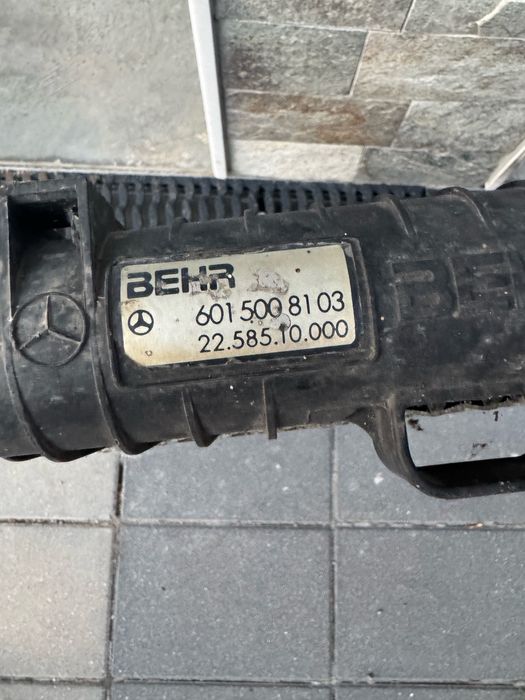 Оригинален радиатор Mercedes-Benz (BEHR)