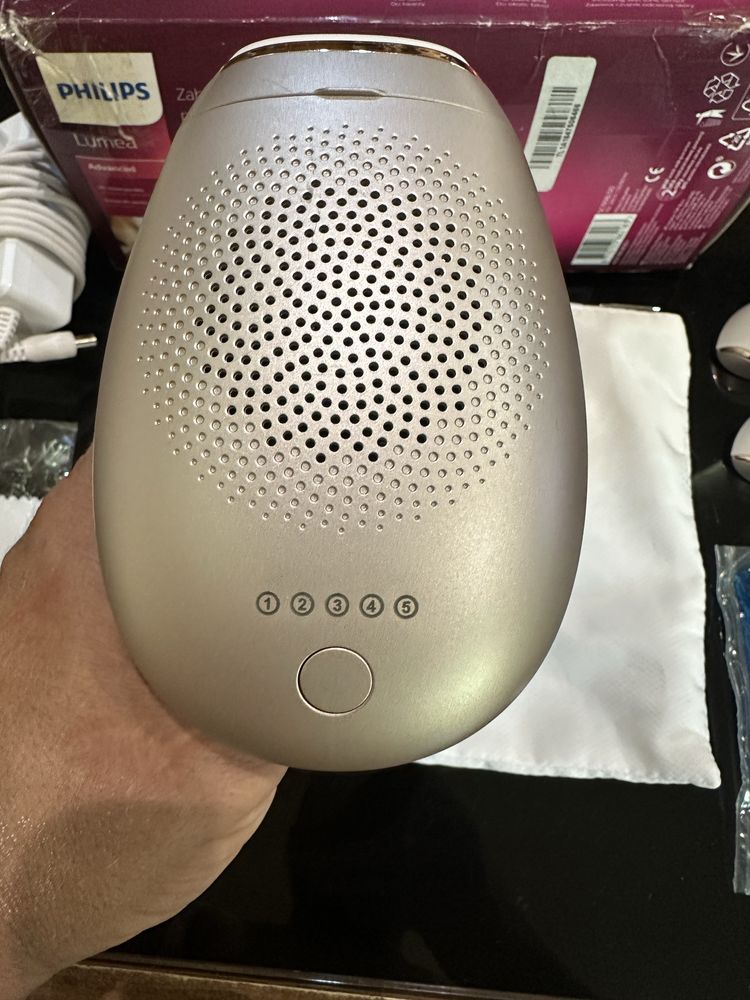 Фотоепилация Philips