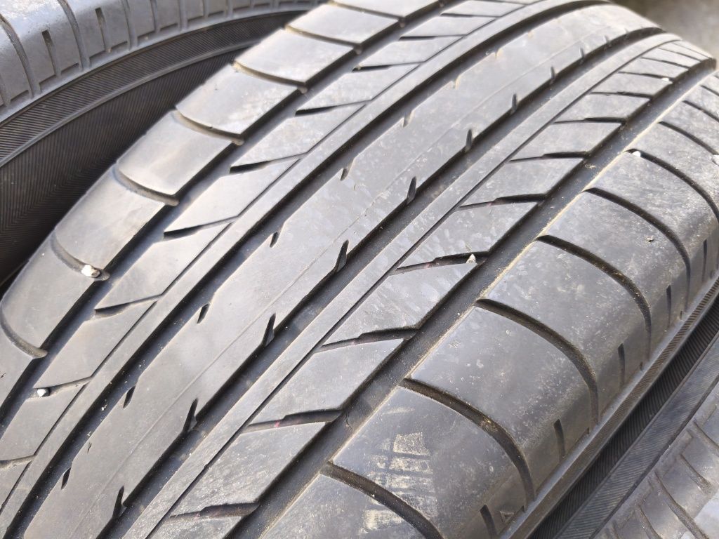 225/60/17" 4бр Yokohama blue earth E70, dot2619,6mm