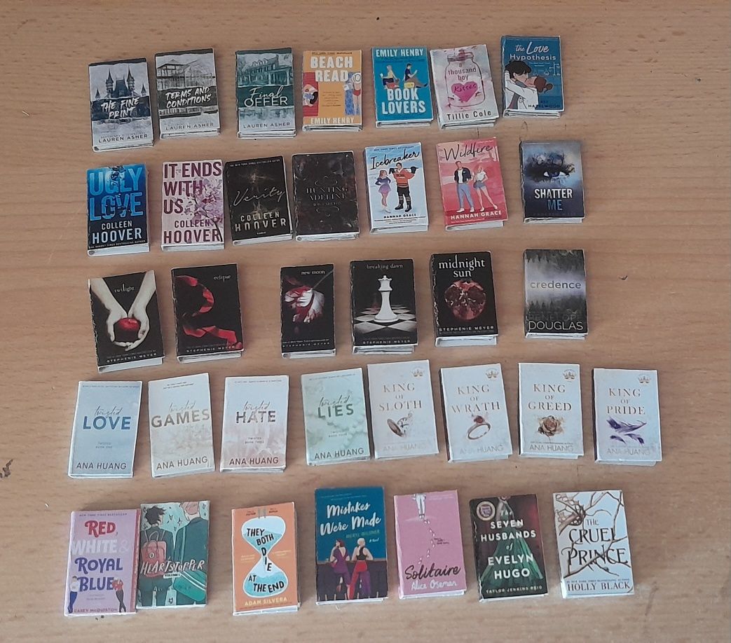 Carti mini/ mini books